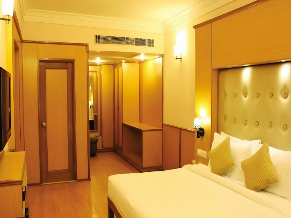 Room image 2