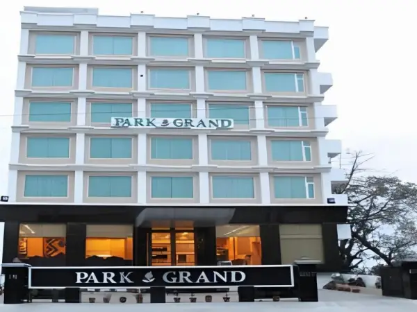 Hotel Park Grand 10